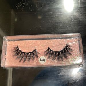 Lashes (SUPERSTAR🤩)